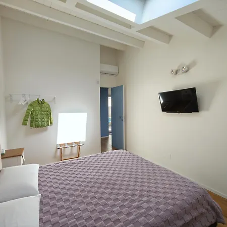Daire Loft Real Centro 110mq 2 2 Bagni Messina